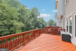 7001 Fieldhurst Ct, Alexandria, VA 22315 - Photo 18