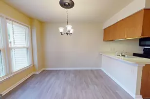 6008 Chestnut Hollow Ct, Centreville, VA 20121 - Photo 10