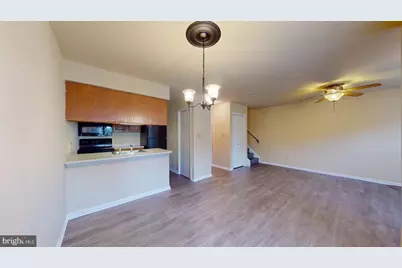 6008 Chestnut Hollow Court, Centreville, VA 20121 - Photo 4