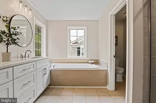 4103 Oak Village Landing, Fairfax, VA 22033 - Photo 26