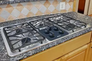 3219 Grassmere Ct, Herndon, VA 20171 - Photo 30