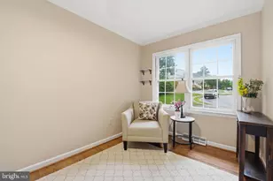 408 Holloway Ct NE, Vienna, VA 22180 - Photo 16