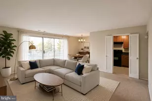 2610 Indian Dr, Alexandria, VA 22303 - Photo 2