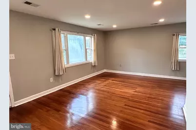 6301 The Parkway, Alexandria, VA 22310 - Photo 2