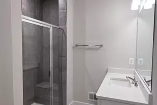 2433 Silver Line Aly, Herndon, VA 20171 - Photo 12