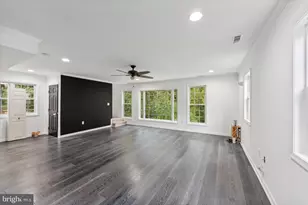8403 Silverdale Ct, Lorton, VA 22079 - Photo 6