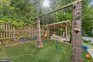 8403 Silverdale Ct, Lorton, VA 22079 - Photo 34