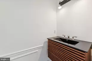 8403 Silverdale Ct, Lorton, VA 22079 - Photo 16