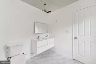8403 Silverdale Ct, Lorton, VA 22079 - Photo 26