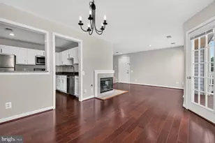 9254 Cardinal Forest Ln, Lorton, VA 22079 - Photo 10