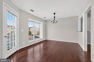 9254 Cardinal Forest Ln, Lorton, VA 22079 - Photo 8