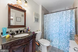 8074 Nicosh Cir Ln, Falls Church, VA 22042 - Photo 24