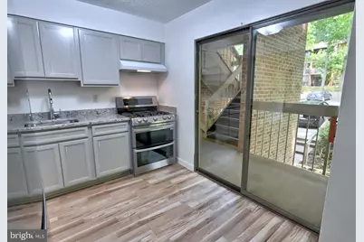1580 Moorings Drive #11B, Reston, VA 20190 - Photo 2