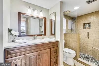 1808 Old Meadow Road #910, McLean, VA 22102 - Photo 12