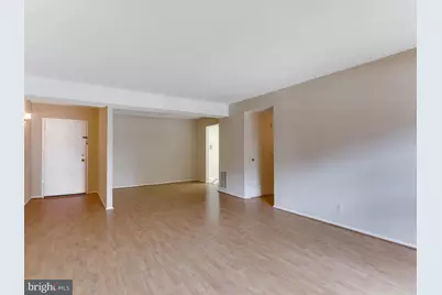 7680 Tremayne Place #205, McLean, VA 22102 - Photo 12