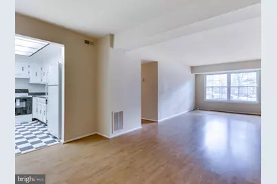 7680 Tremayne Place #205, McLean, VA 22102 - Photo 14