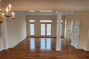 8021 Kidwell Town Ct, Vienna, VA 22182 - Photo 6