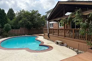 9217 Santayana Dr, Fairfax, VA 22031 - Photo 8