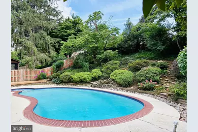 9217 Santayana Drive, Fairfax, VA 22031 - Photo 4