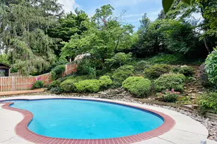 9217 Santayana Dr, Fairfax, VA 22031 - Photo 4