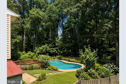 10828 Broadwater Drive, Fairfax, VA 22032 - Photo 2