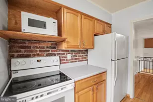 8418 Penshurst Dr, Springfield, VA 22152 - Photo 10