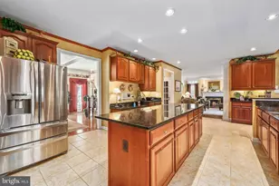 12916 Hedgetop Dr, Herndon, VA 20171 - Photo 10