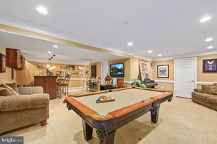 12916 Hedgetop Dr, Herndon, VA 20171 - Photo 38