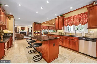 12916 Hedgetop Drive, Herndon, VA 20171 - Photo 8