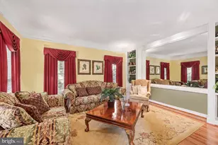 12916 Hedgetop Dr, Herndon, VA 20171 - Photo 6