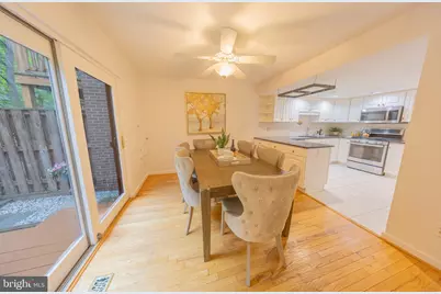 2201 Cedar Cove Court, Reston, VA 20191 - Photo 4