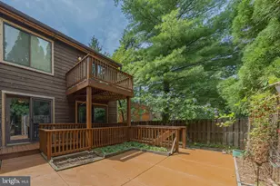 2201 Cedar Cove Ct, Reston, VA 20191 - Photo 20