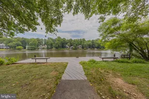 2201 Cedar Cove Ct, Reston, VA 20191 - Photo 2