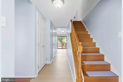 9424 Goshen Lane, Burke, VA 22015 - Photo 4