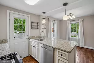 5812 N N Kings Hwy, Alexandria, VA 22303 - Photo 10