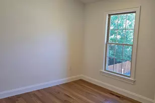 2106 Bobbyber Dr, Vienna, VA 22182 - Photo 12