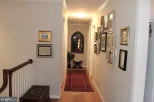 3606 Barkley Dr, Fairfax, VA 22031 - Photo 6