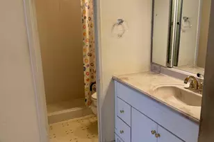 8370 Greensboro Dr, McLean, VA 22102 - Photo 8