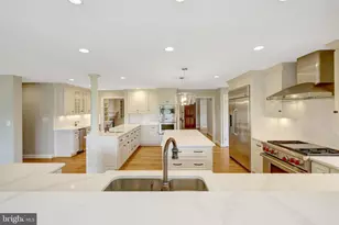 6700 Norview Ct, Springfield, VA 22152 - Photo 14