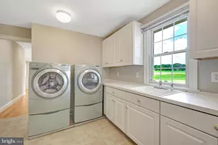 6700 Norview Ct, Springfield, VA 22152 - Photo 20