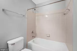 2849 Laura Gae Cir, Vienna, VA 22180 - Photo 60