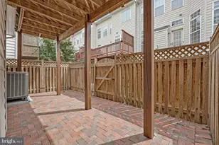 2849 Laura Gae Cir, Vienna, VA 22180 - Photo 72