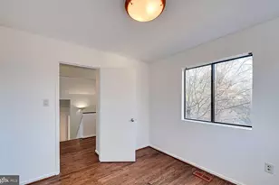1661 Cedar Hollow Way, Reston, VA 20194 - Photo 20