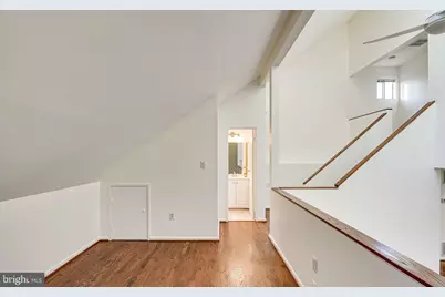 1661 Cedar Hollow Way, Reston, VA 20194 - Photo 12