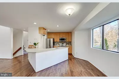 1661 Cedar Hollow Way, Reston, VA 20194 - Photo 8