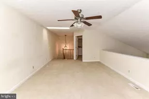 12010 Ridge Knoll Dr, Fairfax, VA 22033 - Photo 18
