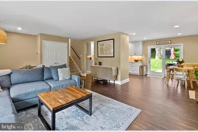 5208 Lindsay Street, Fairfax, VA 22032 - Photo 6