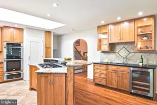 1715 Fox Run Ct, Vienna, VA 22182 - Photo 12