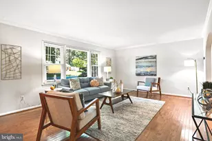 1715 Fox Run Ct, Vienna, VA 22182 - Photo 6