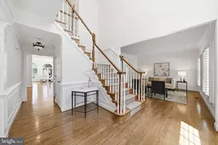 13614 Weinstein Ct, Centreville, VA 20120 - Photo 8